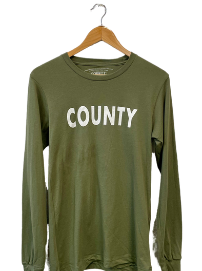 county pt long sleeve t-shirt in military green 