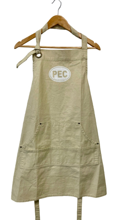 Heavy cotton canvas, pec oval, natural, apron