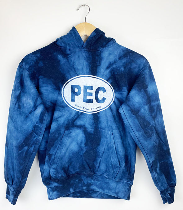 PEC OVAL KIDS YOUTH SPIDER NAVY TIE DYE HOODIE Pullover Sweatshirt • Prince Edward County